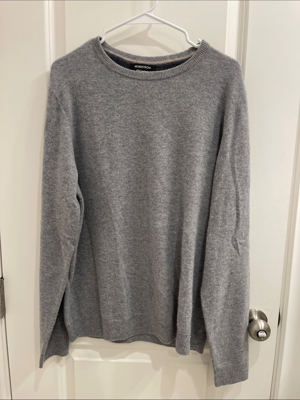 Nordstrom Men’s Heather Gray Cashmere  Crewneck Sweater